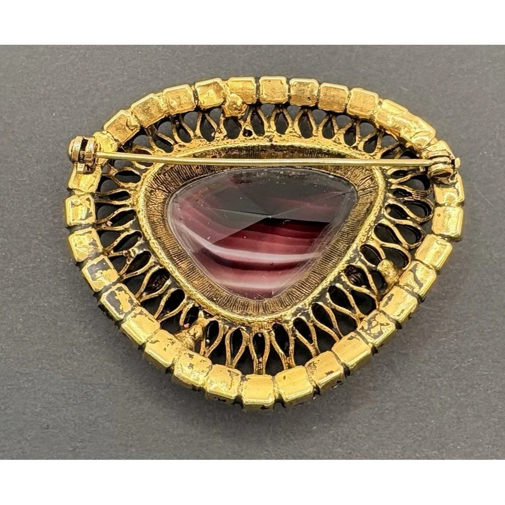 Vintage Purple Banded Glass & Rhinestones‎ Brooch w/ Gold Tone Filigree 2